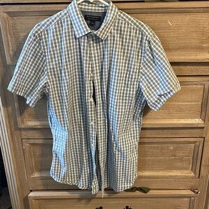 Banana Republic Blue and White Checkered Dress Shirt